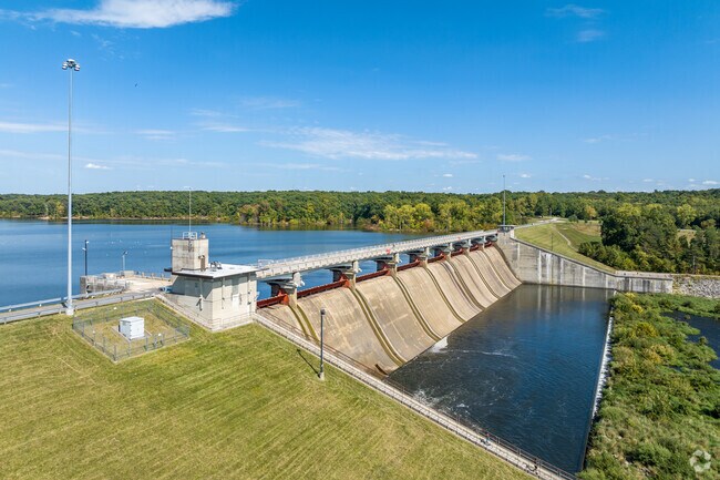 Hoover Reservoir Park offers a beautiful view of the the Hoover Dam.