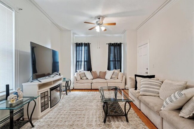 249-251 Orms St unit 2, Providence, RI 02908 - photo 4