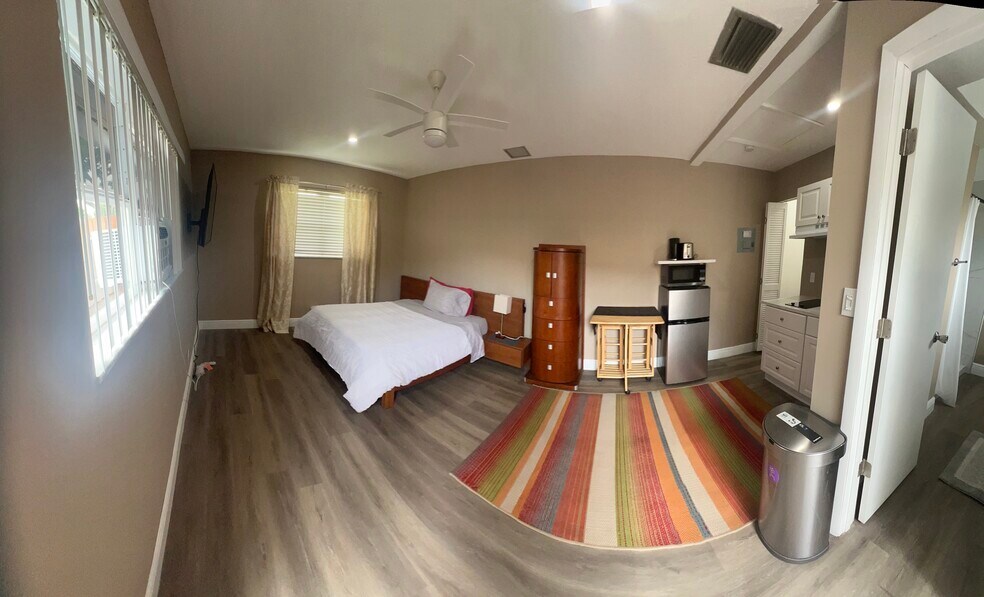 880 NW 72nd Terrace unit Scott, Plantation, FL 33317 - photo 1