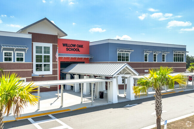 Willow Oak School is home to over 900 students in grades VPK-5.