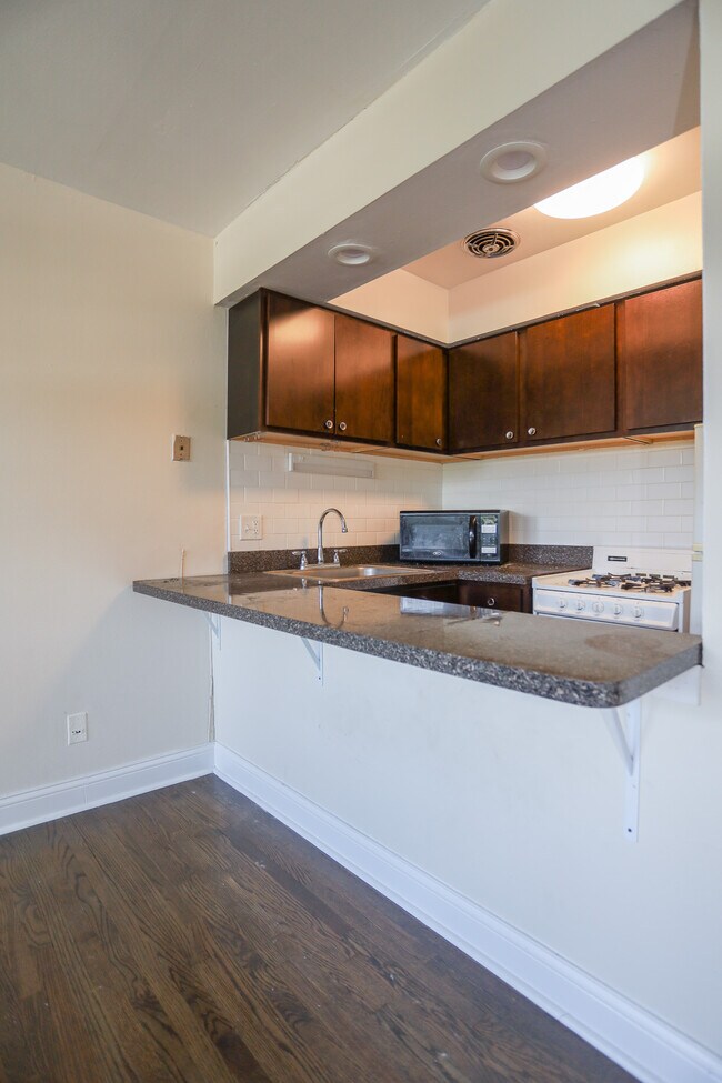 625 W Cornelia Ave Unit 379, Chicago, IL 60657