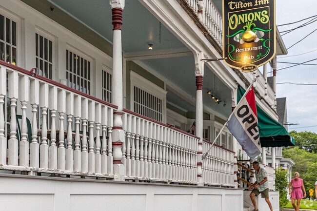 Other dining options in Tilton includes Onions Pub with bar food and specialty drinks.