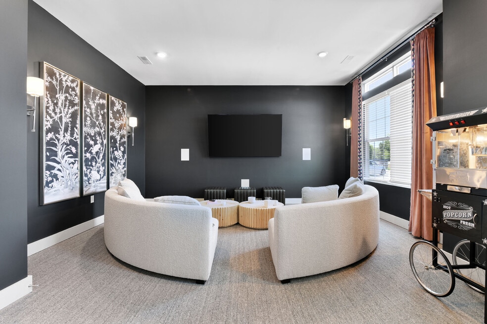 Lawndale Commons, Canal Winchester, OH 43110 - photo 1