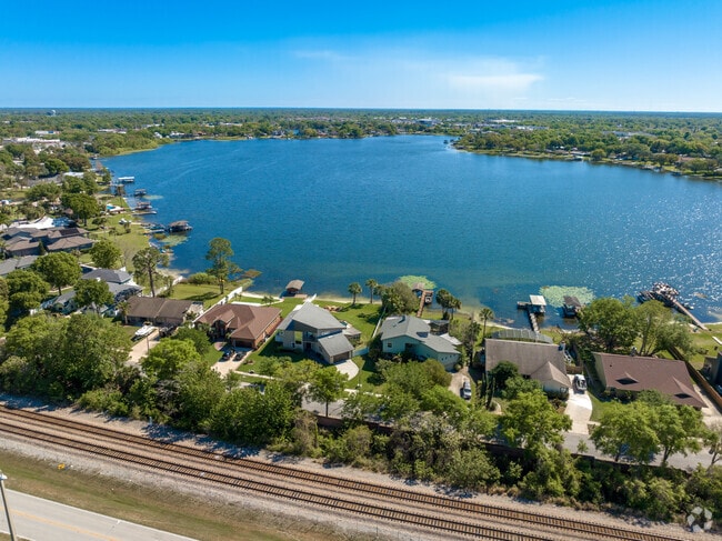 Wake up to views over Lake Orienta in Altamonte Springs.