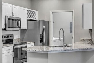 7651 Gate Pkwy, Jacksonville, FL 32256