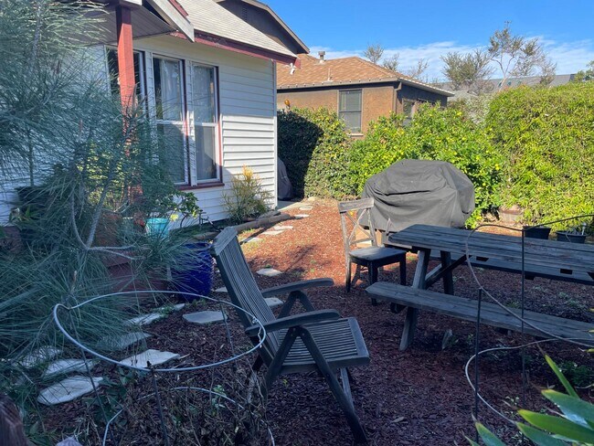 4215 Mildred Ave unit Front Detached House, Los Angeles, CA 90066 - photo 4