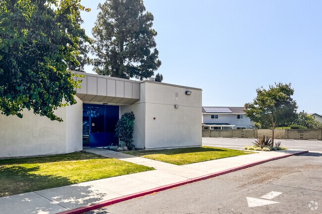 Glenview Elementary School is very close to the PYLUSD main offices.