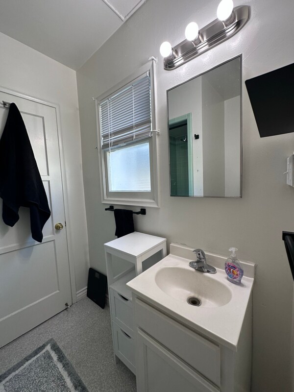 3950 Cerritos Ave, Long Beach, CA 90807 - photo 7