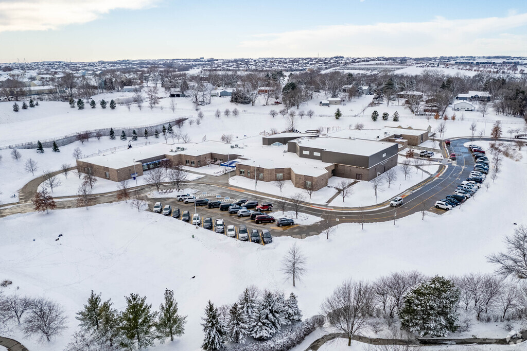 West Bay Elementary School enjoy learning in a large and modern school.
