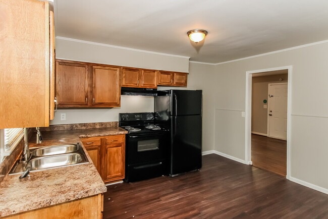 1340 5th Place NW, Center Point, AL 35215 - photo 7