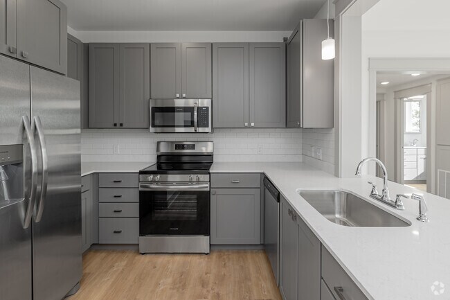 Ritter and Spool, Rogers, AR 72756 - photo 2