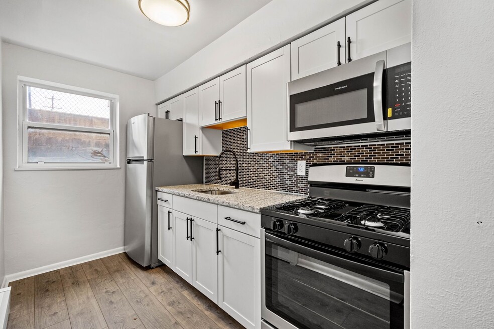 11515-11523 Frankstown Rd, Pittsburgh, PA 15235 - photo 1