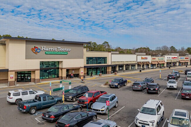 Big box retailers line the U.S. Route 1 and 501 intersection of Southern Pines.