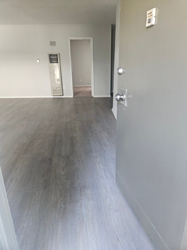 Canyon Gardens, Sherman Oaks, CA 91607 - photo 6