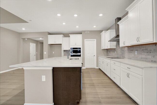 6688 Thresher Pass, McCordsville, IN 46055 - photo 6