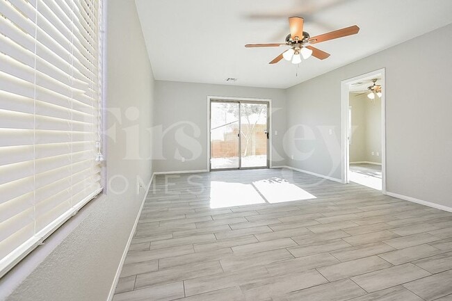 7848 Marbledoe St, Las Vegas, NV 89149 - photo 5