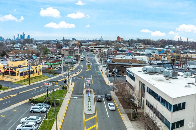 Plaza center in Secaucus is where many shops and restaurants are concentrated.