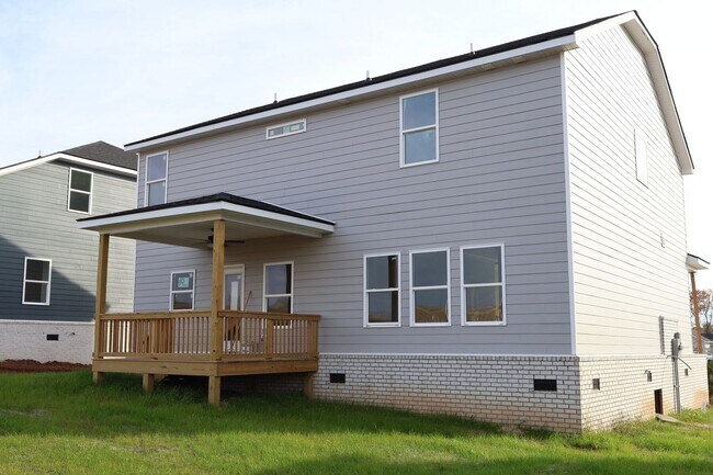 2942 Sharpstone Dr, Columbia, TN 38401 - photo 4