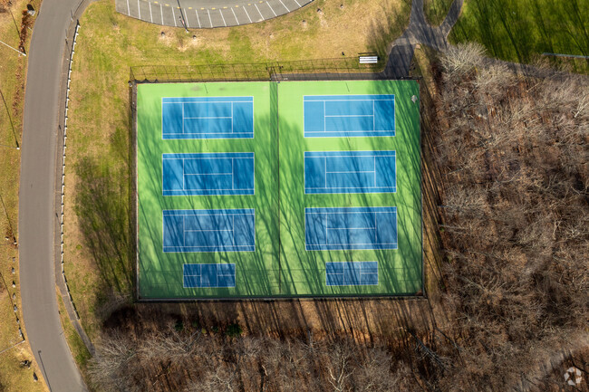 Shelton High School has a tennis division on campus.