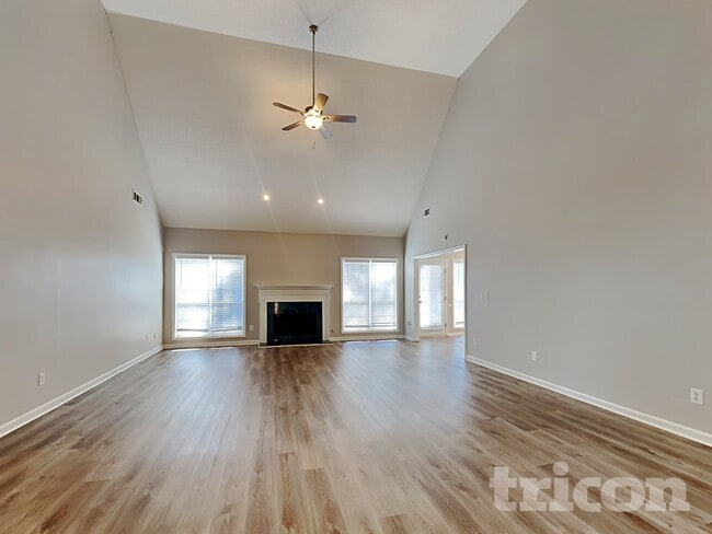 8018 Christian Ct, Jonesboro, GA 30236 - photo 2