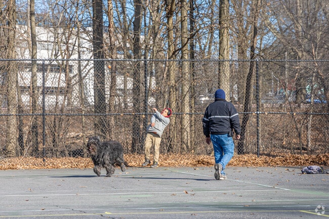 Play some fetch with you friends at Riverdale Park.