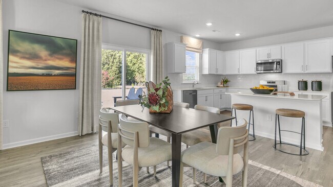 301 Hanging Elm Ln, Fuquay-Varina, NC 27526 - photo 6