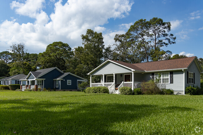 Homes in Abercorn Heights-Lamara Heights feature large front yards.