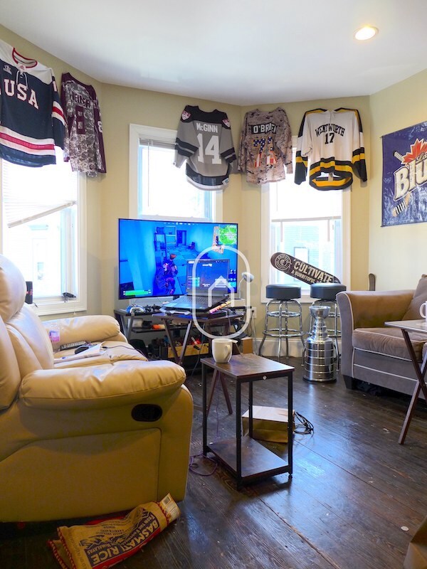 12 Worthington St, Roxbury Crossing, MA 02120 - photo 2