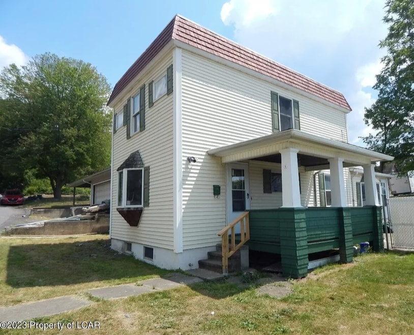 164 Oak St, Pittston, PA 18640 - photo 1