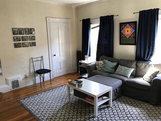 31 Chester St Unit 2R, Somerville, MA 02144