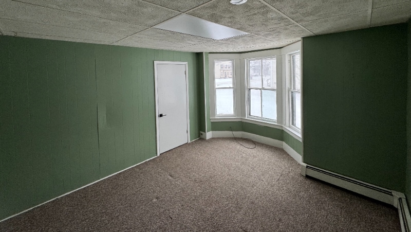 319 Main St unit 4, Lyndon, VT 05851 - photo 1