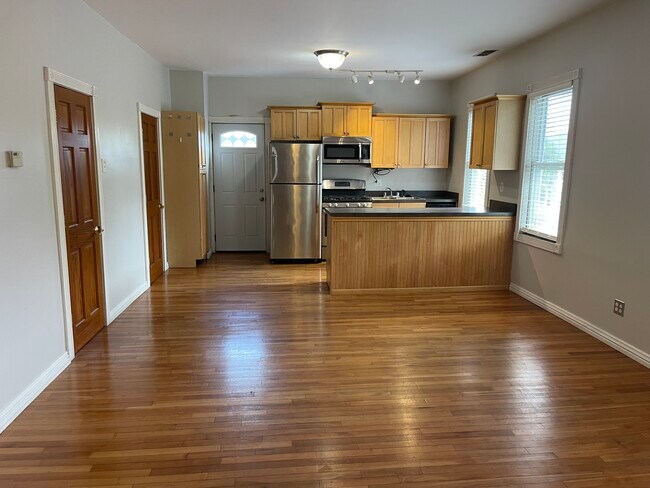 1834 W Thomas St unit 1834 W Thomas St 2, Chicago, IL 60622 - photo 5