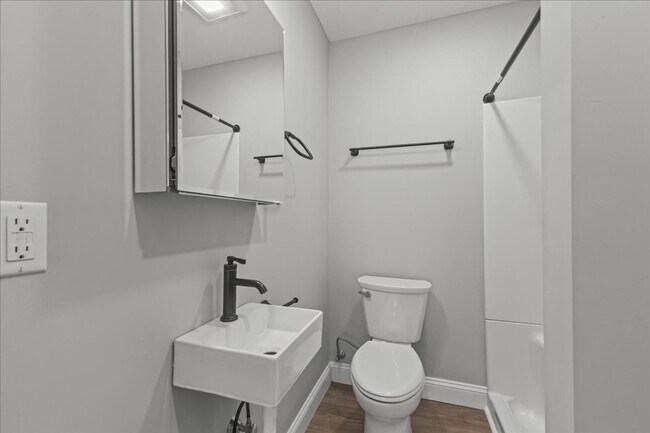 88-94 Lafountain St unit 90 Lafountain St, Burlington, VT 05401 - photo 7