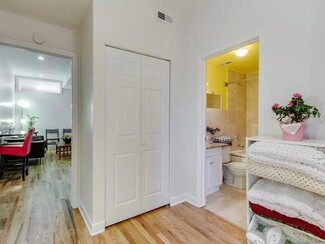 1159 E 61st St Unit 2, Chicago, IL 60637