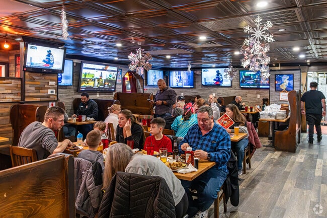 Big Ed's BBQ in Matawan is a great spot for residents to host family events.