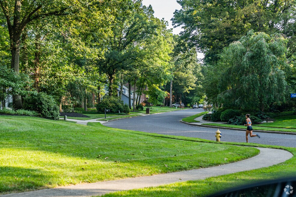 Neighborhood_Voorhees Township_120723