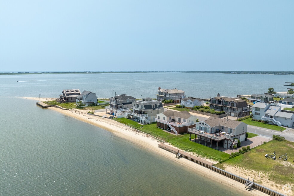 East Quogue_1029343_AB_081925_v1