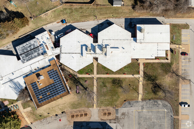 Fox Elementary School in Arnold, MO focus on core subjects like English and math.