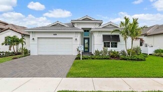 9508 St Germain Dr, Palm Beach Gardens, FL 33412