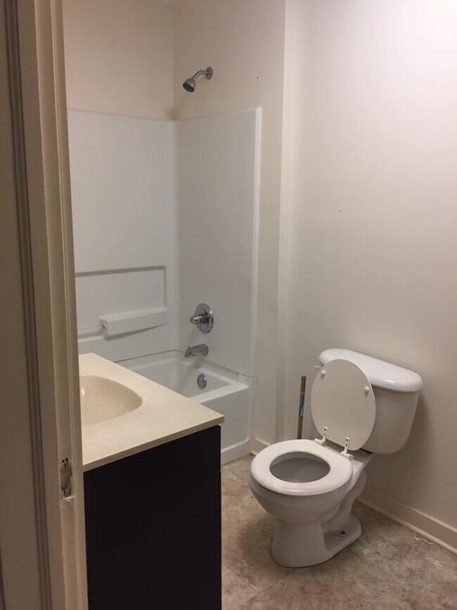 Turtle Creek Apartments, Meridian, MS 39305 - photo 6