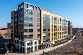 9 Tower Ln, New Haven, CT 06519