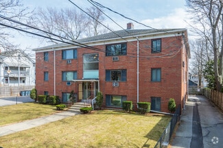 109 Oxford St, Arlington, MA 02474