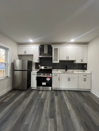 2926 W 25th St Unit 2, Chicago, IL 60623