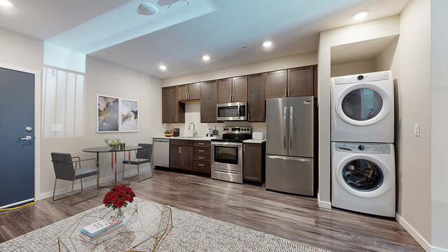 Urban 1BR/1BA Style E
