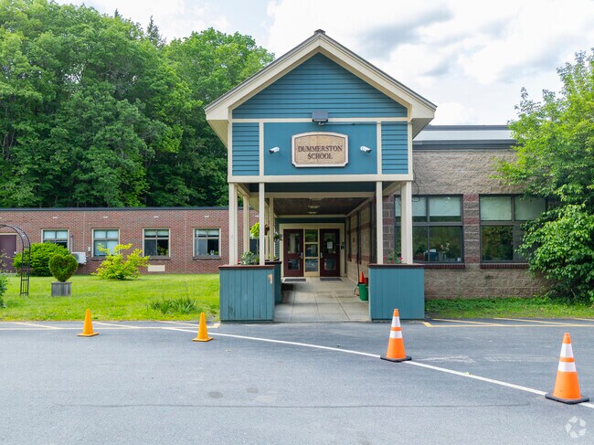 Dummerston School provides a close-knit, community-focused learning environment set against a backdrop of Vermont's natural beauty.