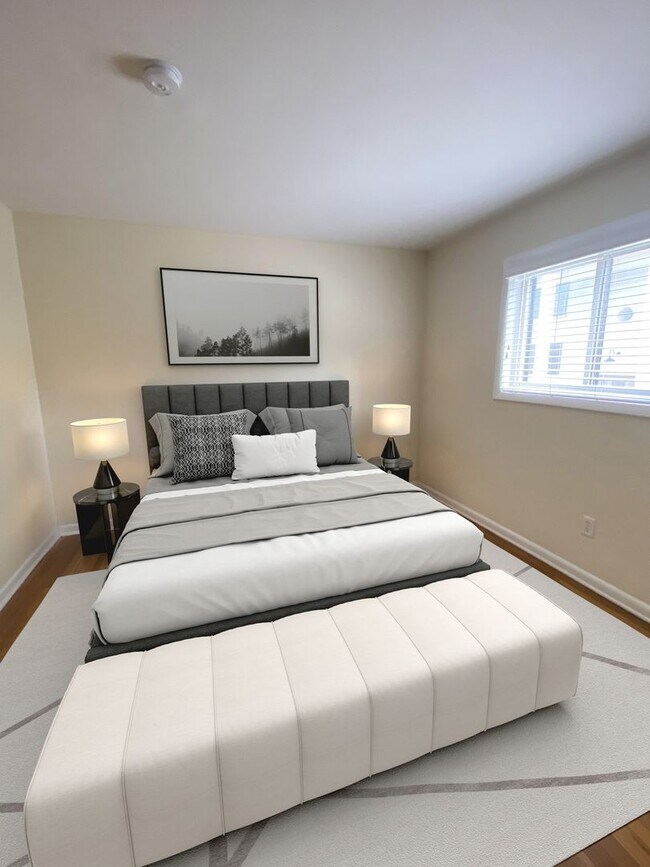 Broad Ripple Flats, Indianapolis, IN 46220 - photo 2