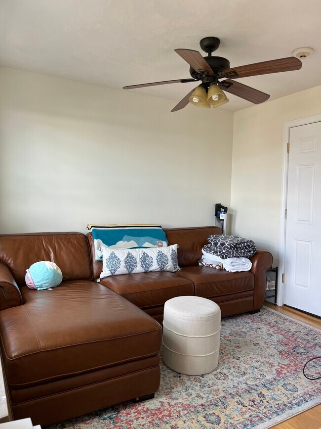 1054 Cambridge St unit 6-4F, Cambridge, MA 02139 - photo 2