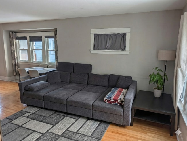 6706 Vista Ave, Milwaukee, WI 53213 - photo 4