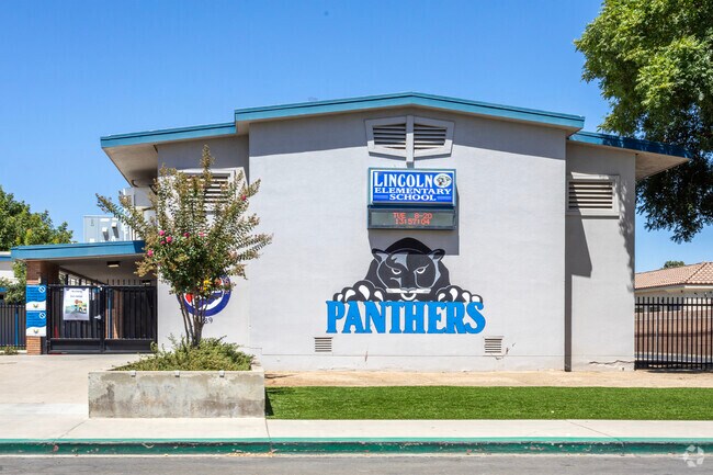The Panthers represent Lincoln Elementary School in Reedley.