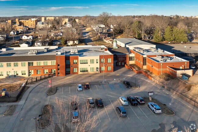217 students attend Franklin Elementary School.
